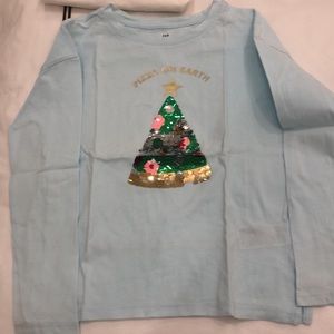 Small / medium/8/9 years of age girls top gap / crew cuts tops